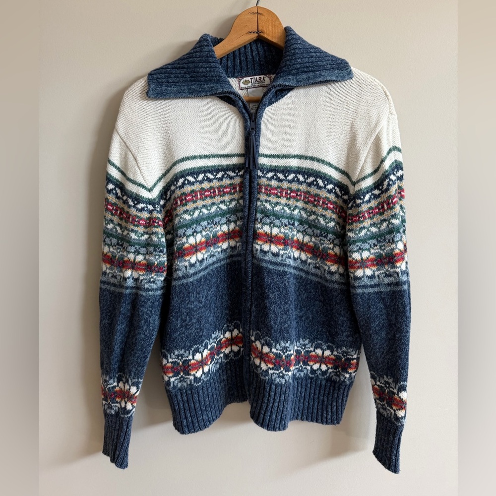 Tiara cardigan